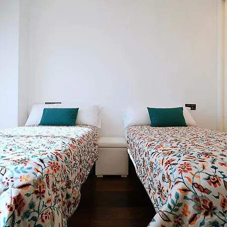 Galihost - ático Con Piscina Y Vistas En Playa De Areas Sanxenxo