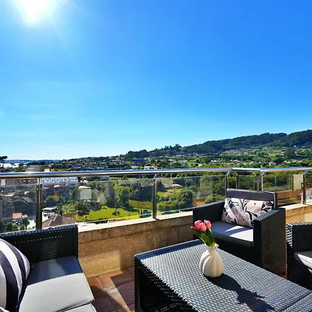 Galihost - ático Con Piscina Y Vistas En Playa De Areas Sanxenxo